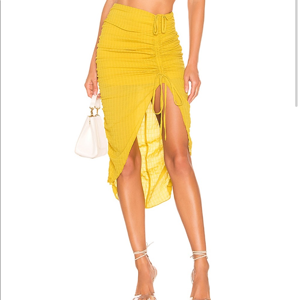 Brooke Midi Skirt in Yellow